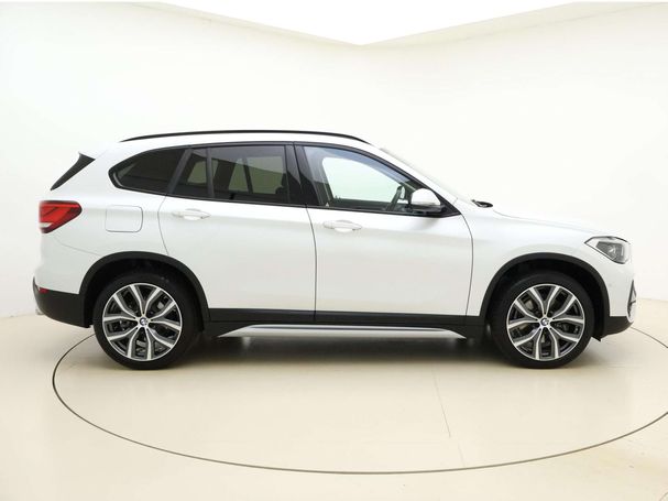 BMW X1 20i sDrive 131 kW image number 4