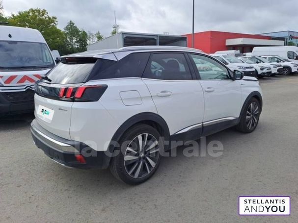 Peugeot 3008 Hybrid4 e-EAT8 221 kW image number 3