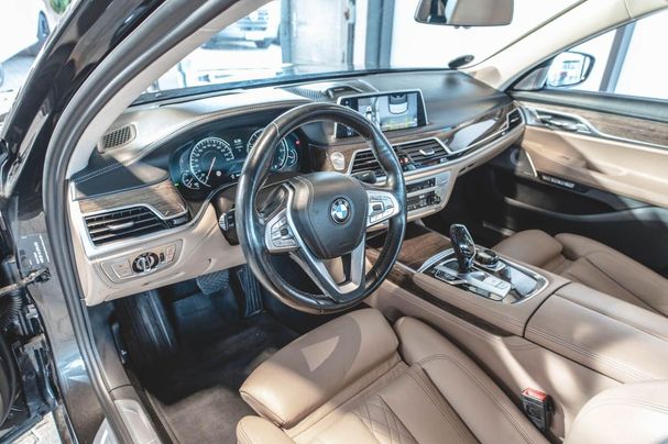 BMW 740Li 240 kW image number 2