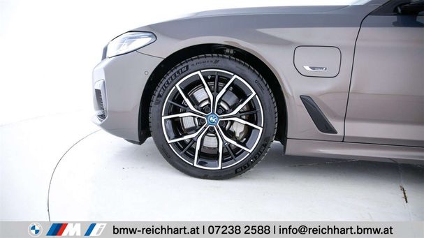 BMW 530 Touring xDrive 185 kW image number 13