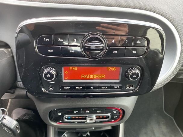 Smart ForTwo EQ 60 kW image number 3