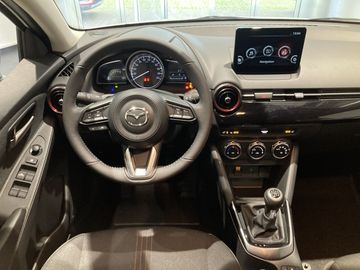 Car image 16