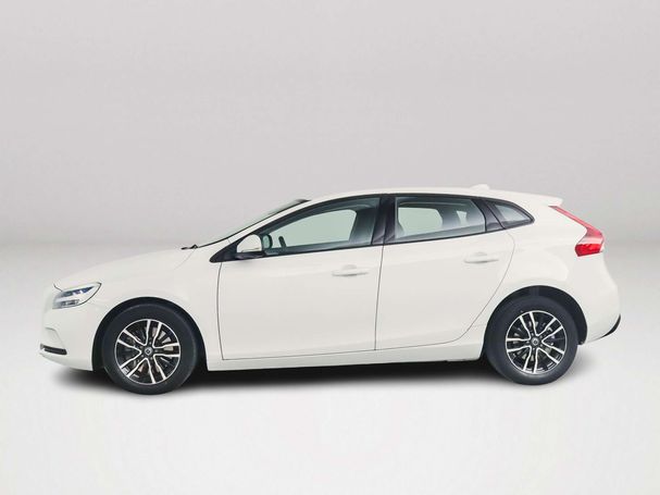 Volvo V40 T2 90 kW image number 2