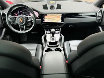 Car image 24