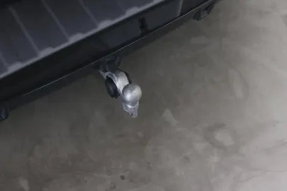 Car image 40