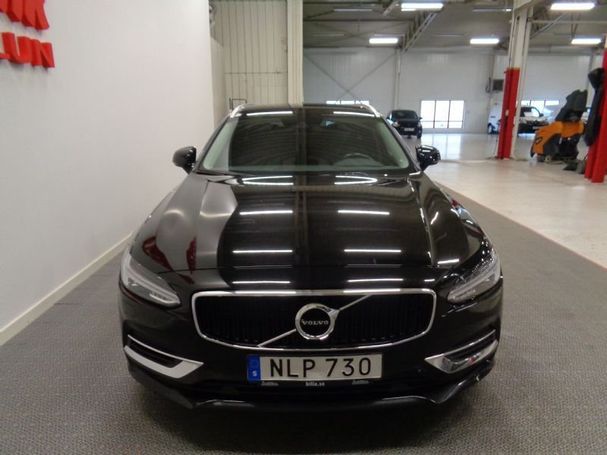 Volvo V90 T8 AWD Momentum 288 kW image number 2