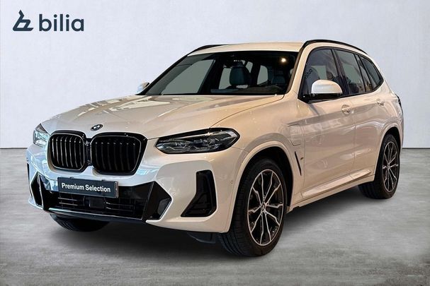 BMW X3 xDrive30e 216 kW image number 1