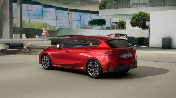 BMW 118i M Sport 103 kW image number 6