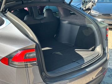 Car image 36