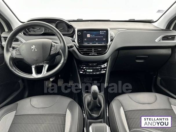 Peugeot 2008 PureTech 110 Allure 81 kW image number 8