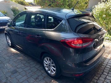 Car image 25