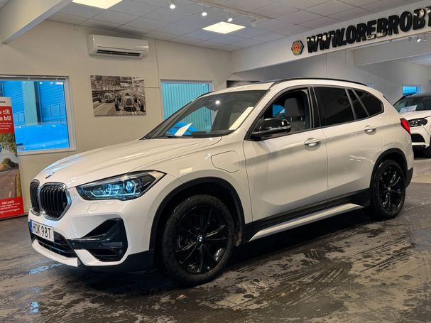 BMW X1 25e xDrive 163 kW image number 1