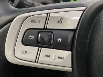 Car image 33