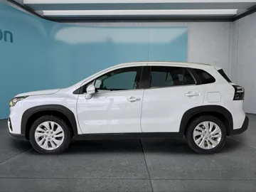 Car image 4