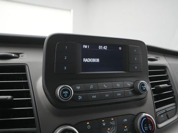 Car image 26