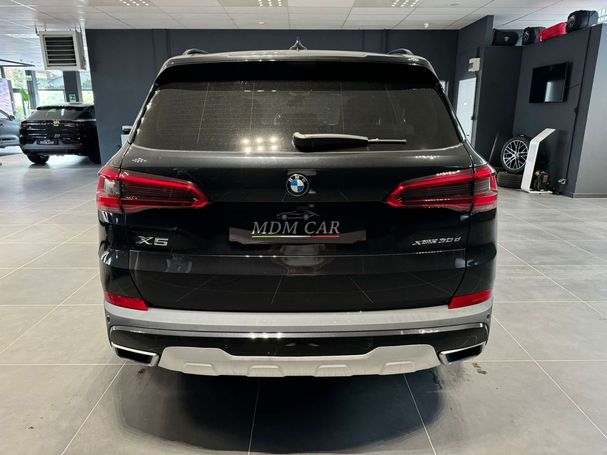 BMW X5 xDrive30d xLine 195 kW image number 6