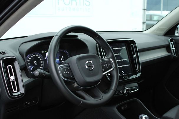 Volvo XC40 T5 Twin Engine Inscription 193 kW image number 4