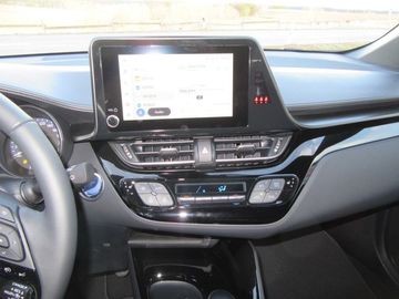 Car image 12