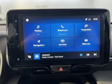 Car image 25