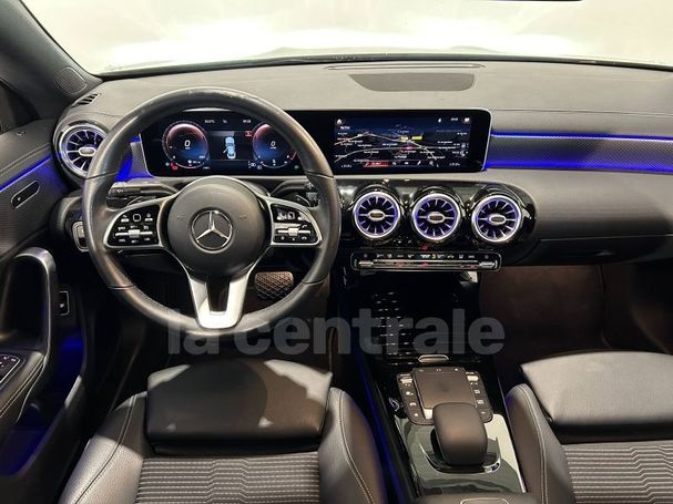 Mercedes-Benz CLA 180 100 kW image number 14