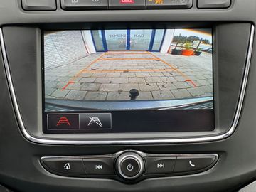 Car image 26