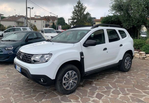 Dacia Duster TCe 100 Essential 74 kW image number 1