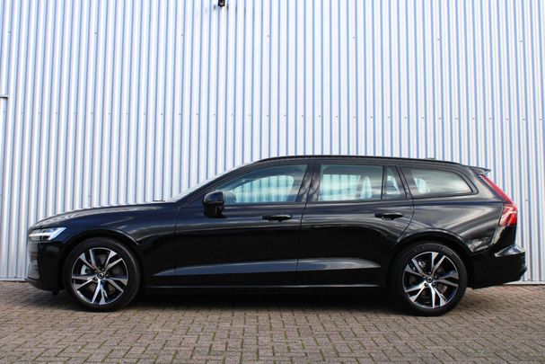 Volvo V60 B4 Plus 145 kW image number 3