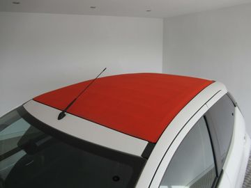 Car image 28