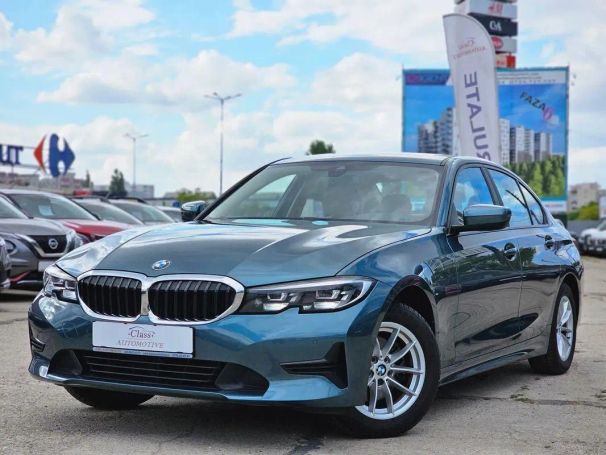 BMW 320i 135 kW image number 1