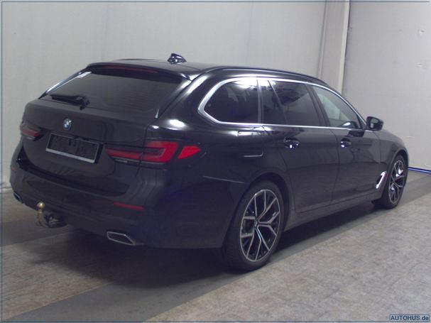 BMW 520d Touring 140 kW image number 4