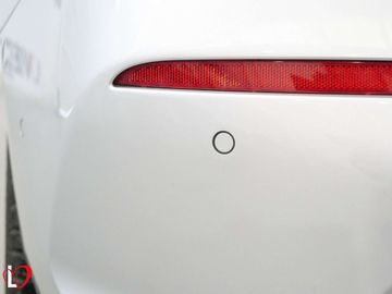 Car image 38