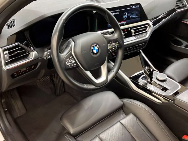 BMW 320d Touring 140 kW image number 4