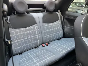 Car image 22