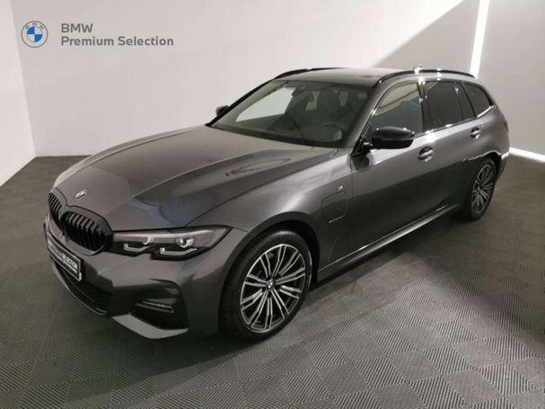 BMW 320 xDrive 122 kW image number 1