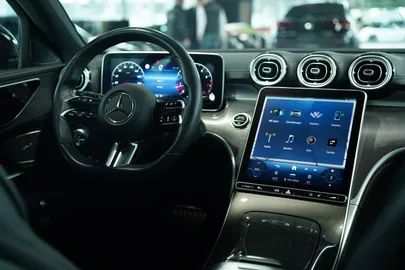 Car image 39