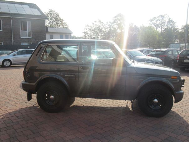 Lada Niva 4x4 61 kW image number 11