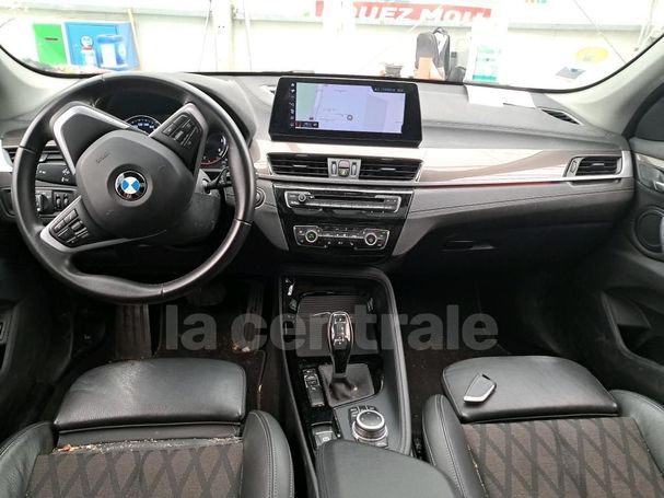 BMW X1 sDrive18d xLine 110 kW image number 4