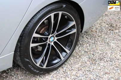 Car image 36