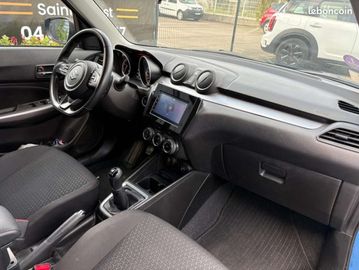 Car image 12