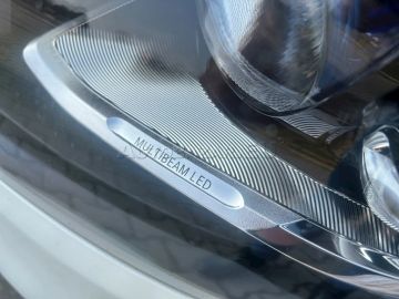 Car image 28
