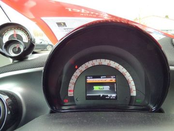 Car image 31