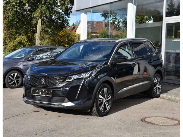 Peugeot 5008 PureTech Allure 96 kW image number 1