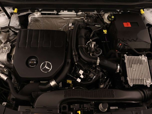 Mercedes-Benz A 180 100 kW image number 40