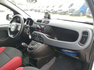 Car image 13