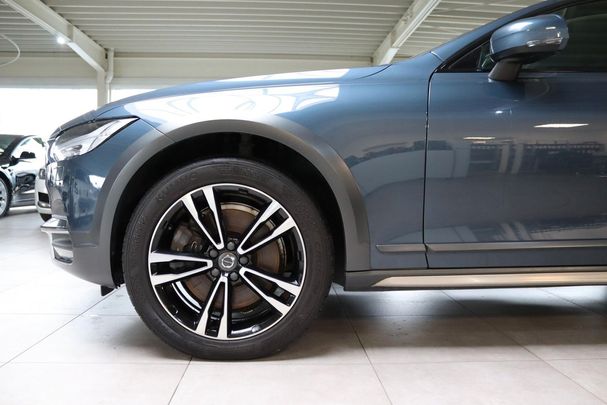 Volvo V90 Cross Country D4 AWD 140 kW image number 5