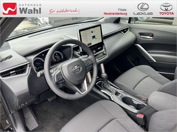 Car image 11