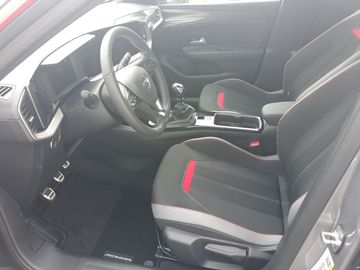 Car image 11