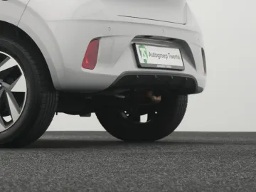 Car image 45
