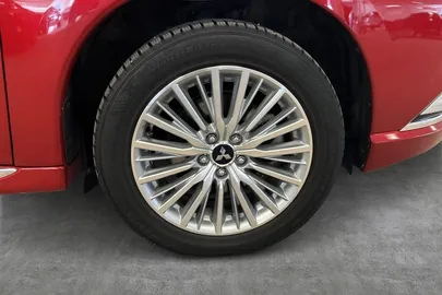 Car image 27