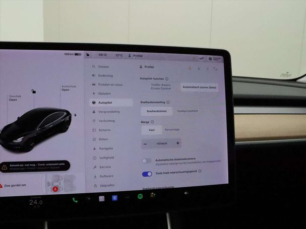 Tesla Model 3 60 Plus 225 kW image number 24